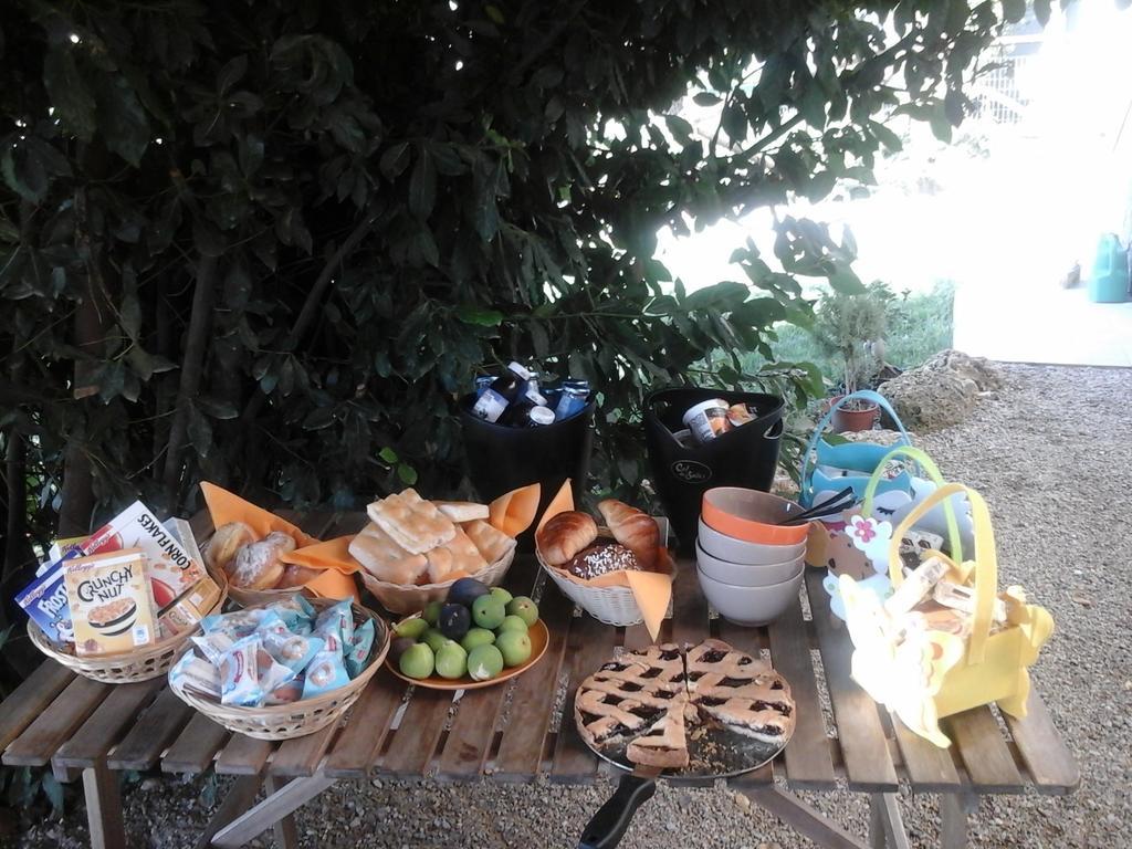 Nonna Litta Villa Albenga Exteriör bild